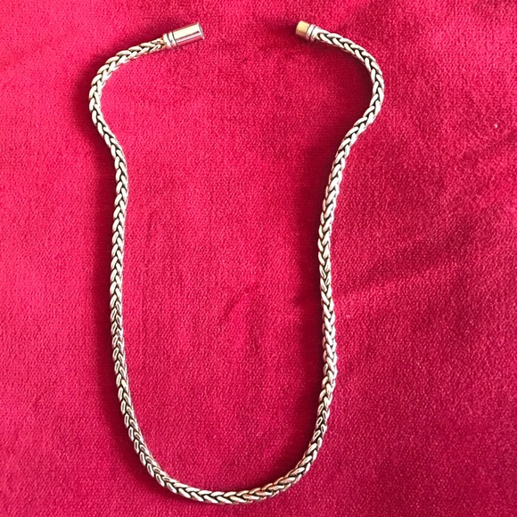 Silver tone 18” necklace. - Picture 2 of 3